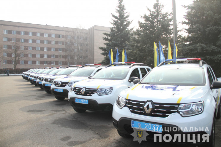 На Харьковщине полицейские громады получ…