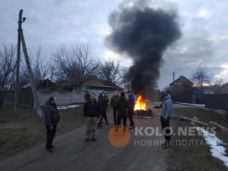 Протестувальники на Полтавщині почали па…