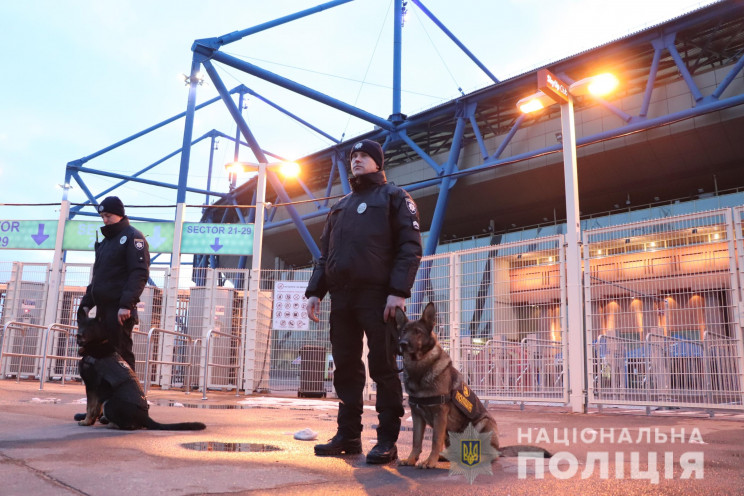 Великий футбол у Харкові: Порушень не бу…