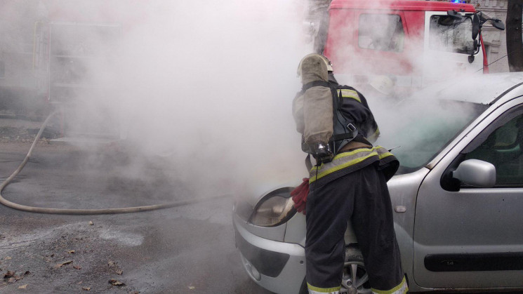 В Кропивницком сгорела Skoda…