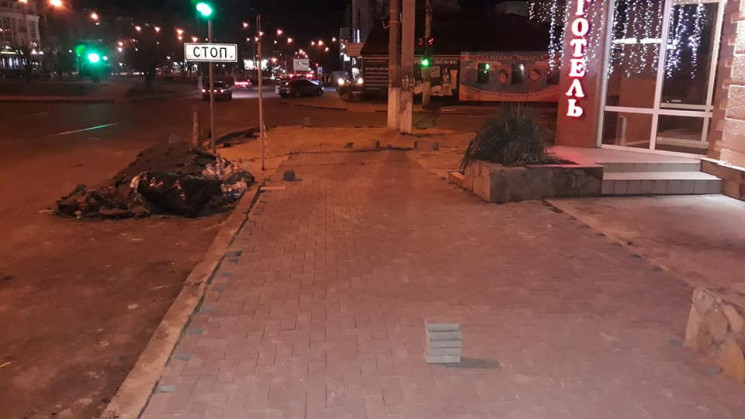 В центре Николаева пешеходы страдают из-…