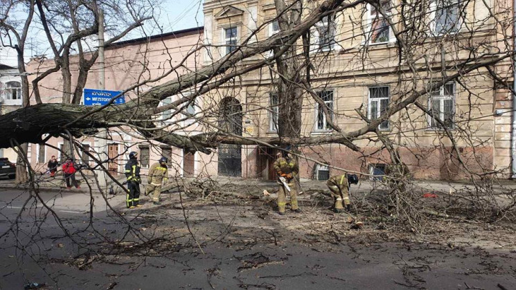 На Одещині знеструмлені вже 145 населени…