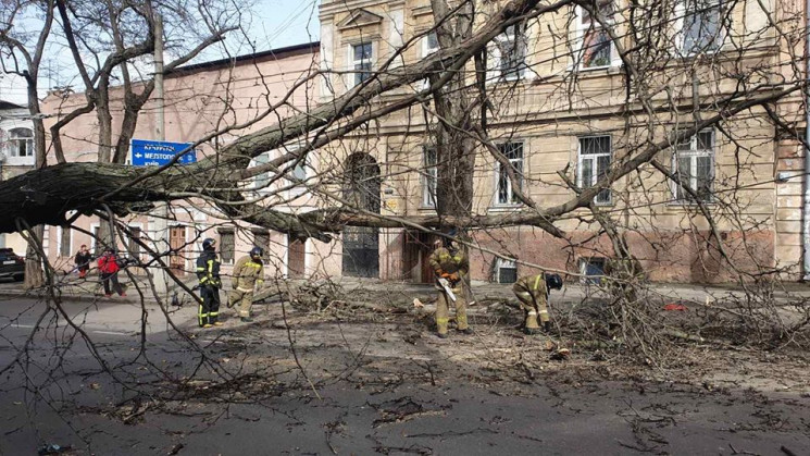 В Одесской области обесточены уже 145 на…