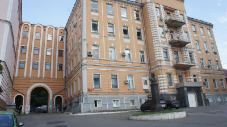 Суд дозволив забудувати територію навкол…