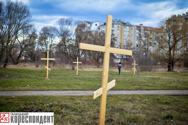 Скандальну ділянку біля франківського оз…