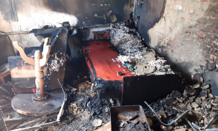 Неподалік Полтави пожежа знищила кімнату…