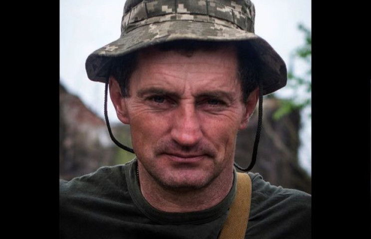 На Донбассе от пули снайпера погиб уроже…