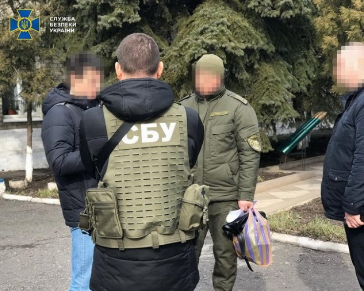 На Донеччині посадовці виправної установ…