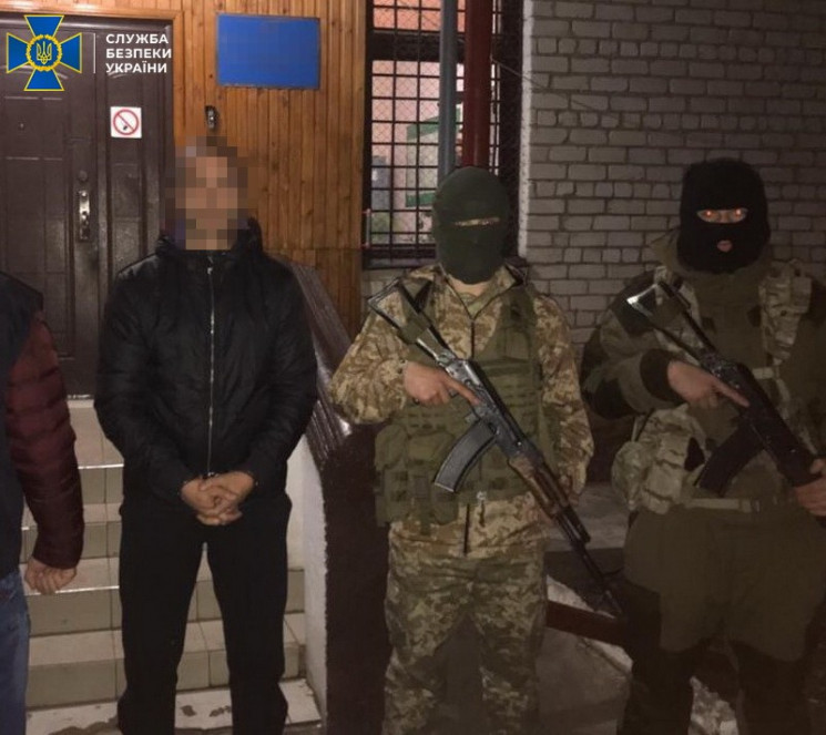 На Буковині СБУ затримала "злодія у зако…