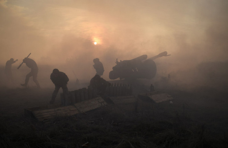 Смертельные бои на Донбассе: Боевики уби…