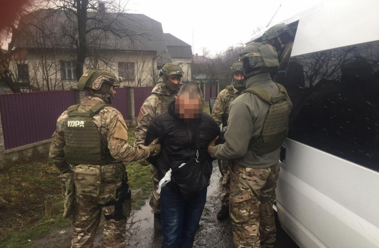 На Львівщині затримали банду наркодилері…