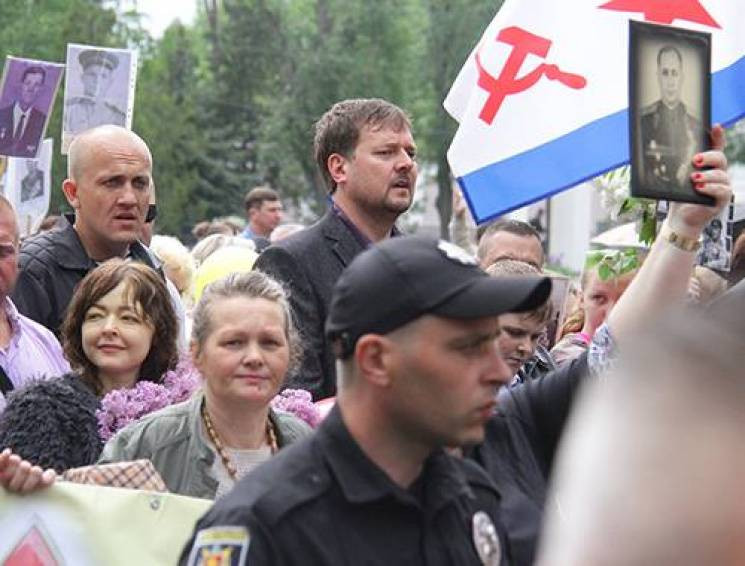 Запорізький нардеп-мільйонер із родинним…