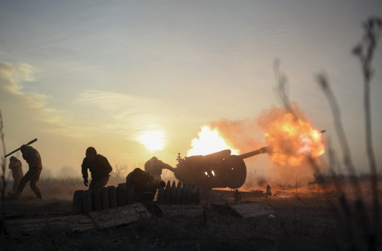 Война на Донбассе: Восемь вражеских обст…