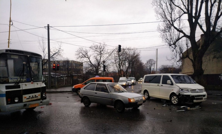 В Ужгороде из-за ДТП образовались пробки…