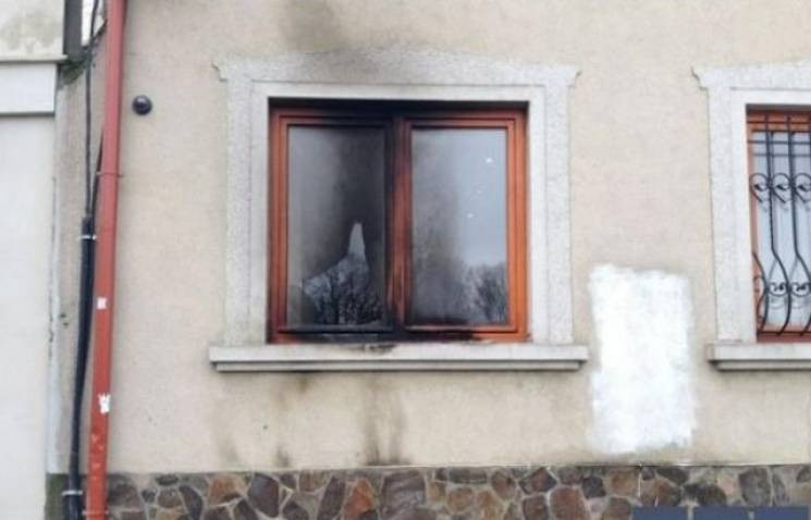 Поджог офиса венгров в Ужгороде: В Польш…