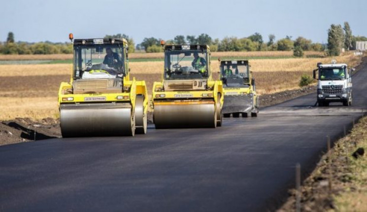 На Харківщині вкрали 8 млн грн на ремонт…