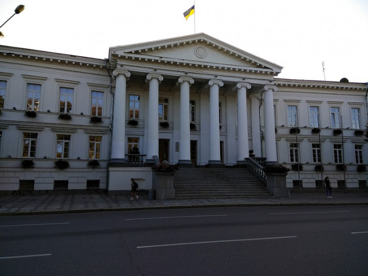 В Полтаве закрываются все заведения, кро…