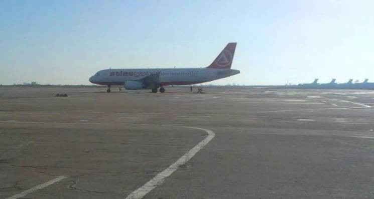 В Запорожье самолетами возвращают египет…
