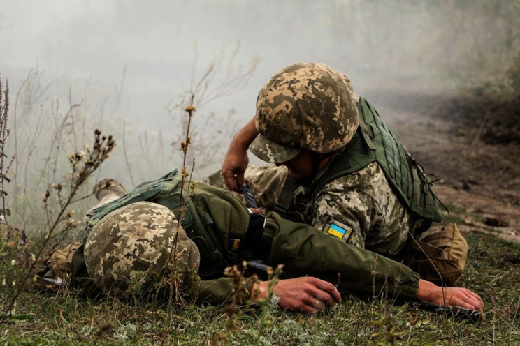 Снова омытые кровью сутки: Боевики палил…