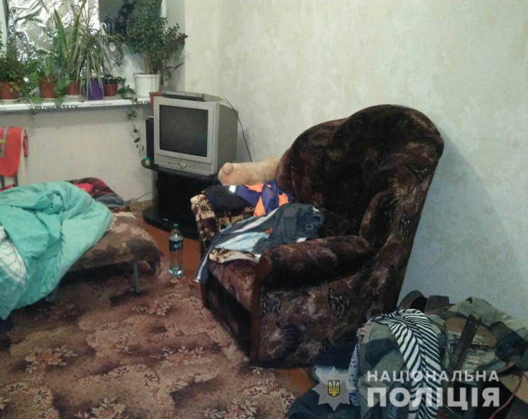 На Харківщині п’яна жінка намагалася вби…