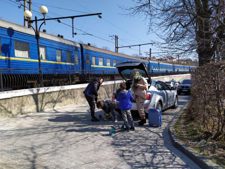 Як у Трускавець прибув останній потяг (Ф…