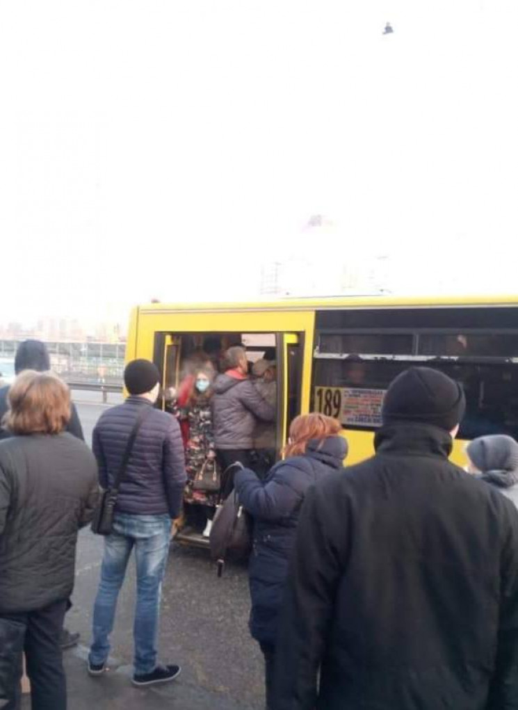 Транспортный ад в Киеве: Как жители стол…