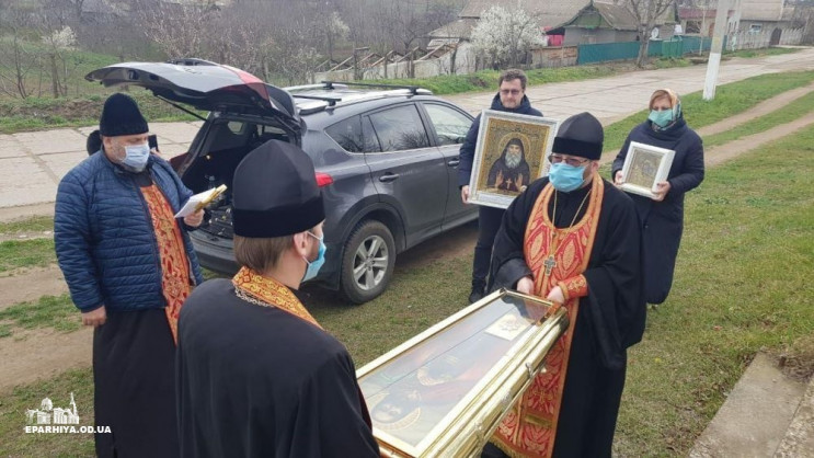 Священики Московського патріархату прове…