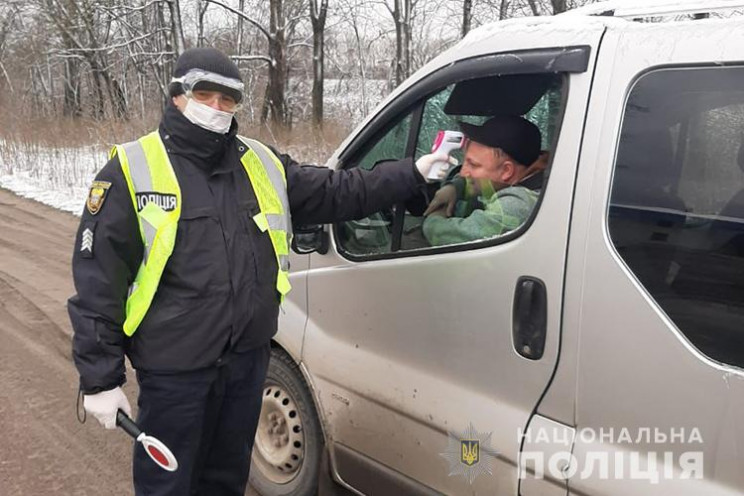 На Тернопільщині встановили КПП у двох р…