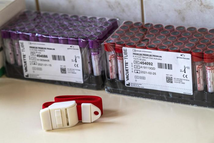 Количество случаев коронавируса в Украин…