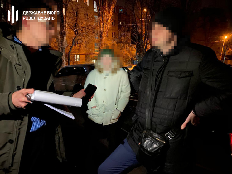 Одесский прокурор попался на взятке в $2…
