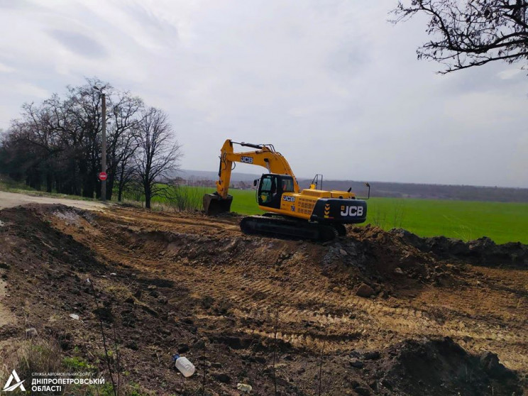 Триває будівництво об'їзної дороги Дніпр…