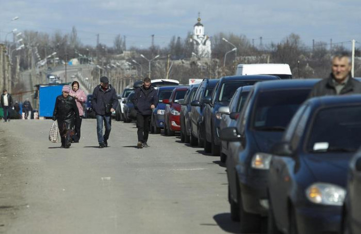 Додому тільки пішки: Україна повністю за…