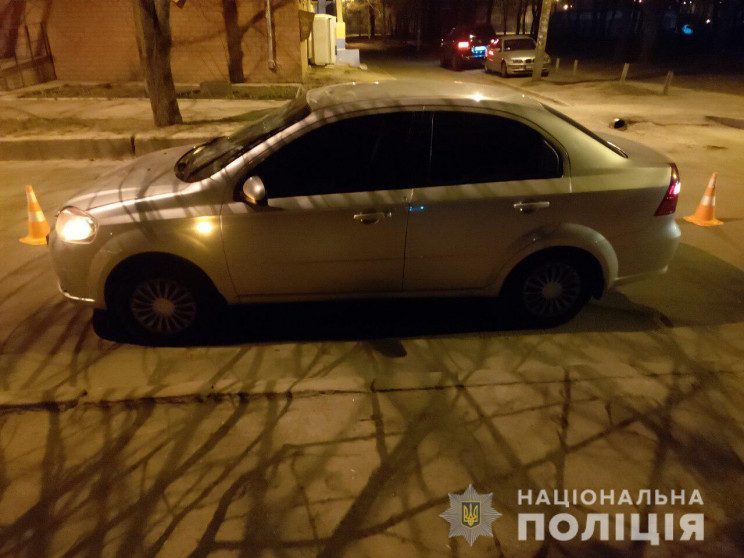 В Харькове водитель, избегая столкновени…