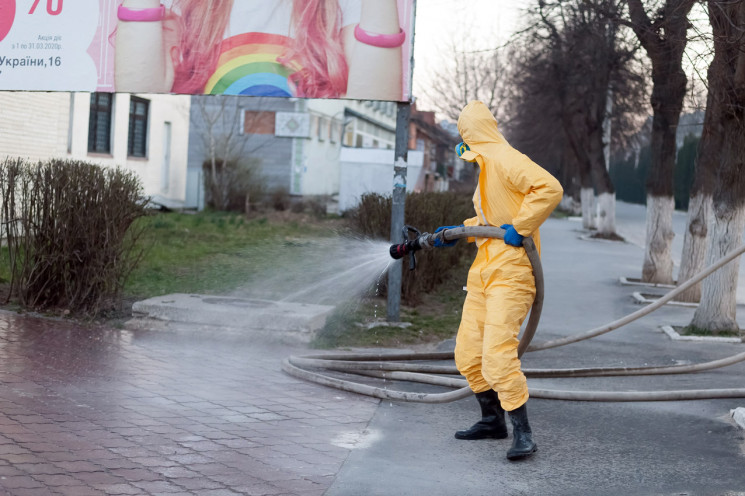 Віньковецькі рятувальники провели дезінф…