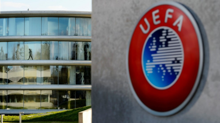 В УЄФА спростували інформацію про заверш…
