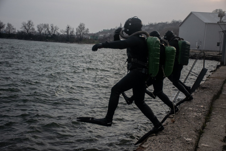 Як на Миколаївщині водолази-розвідники т…