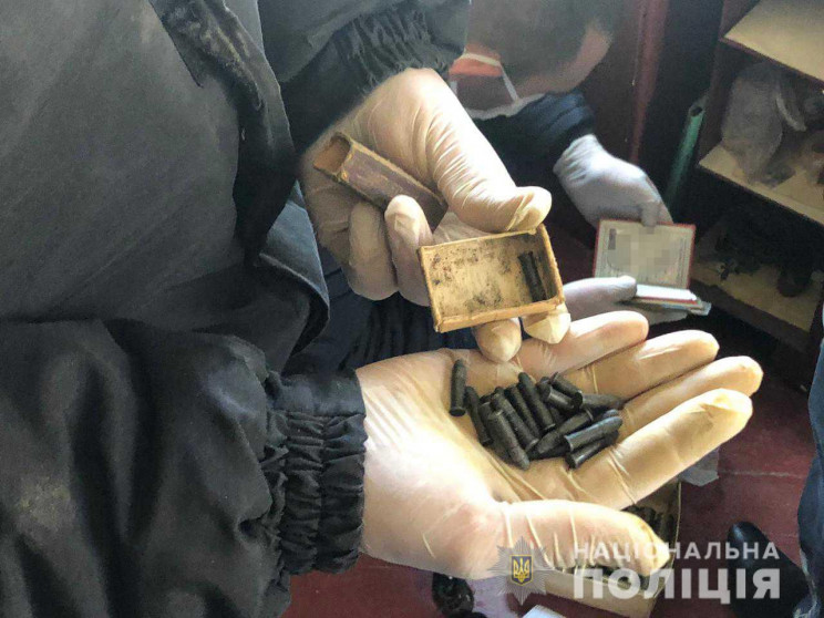 Жители Одесской области сдали полиции во…