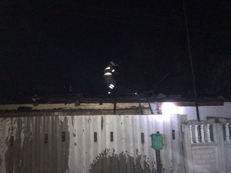В Полтаве пожар разрушил жилой дом…