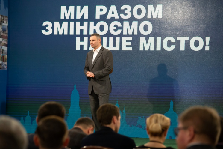 Декларации чиновников Кличко: Сотни тыся…