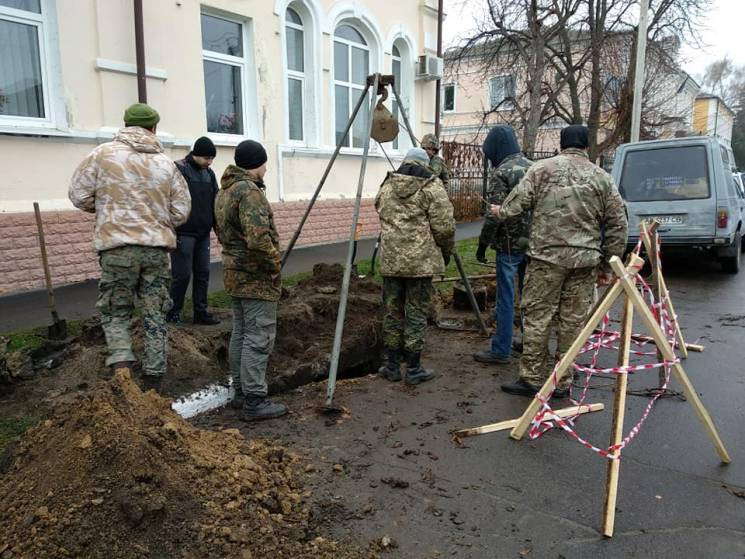 Харьковские археологи обвинили главу РГА…