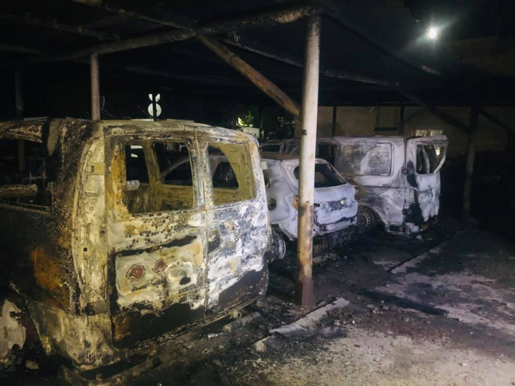 На Запоріжжі підприємцям спалили автівки…