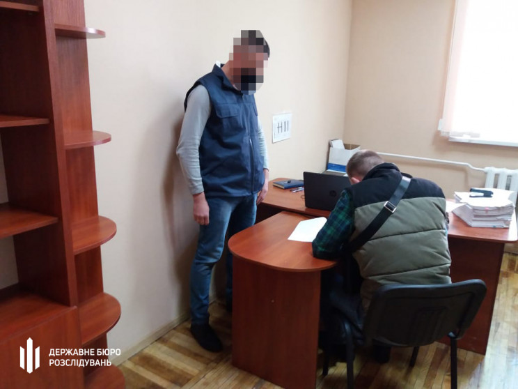 На Луганщині військовий привласнив 200 т…