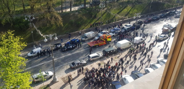 Під Кабміном мітингують підприємці…