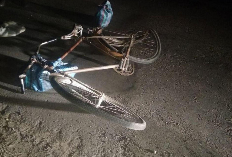 У Березному автомобіль збив велосипедист…