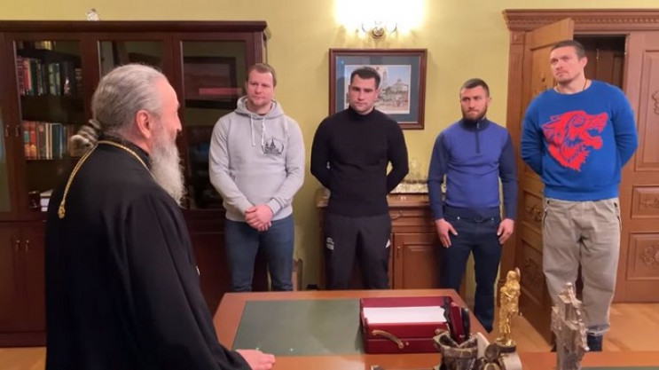 Боксери Усик і Ломаченко знялися в росій…