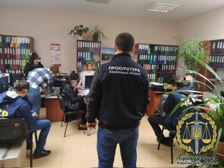 Мерію Кернеса обшукують у справі про роз…
