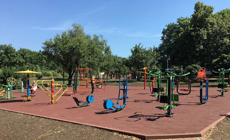 Стало відомо, коли в Україні відкриють д…