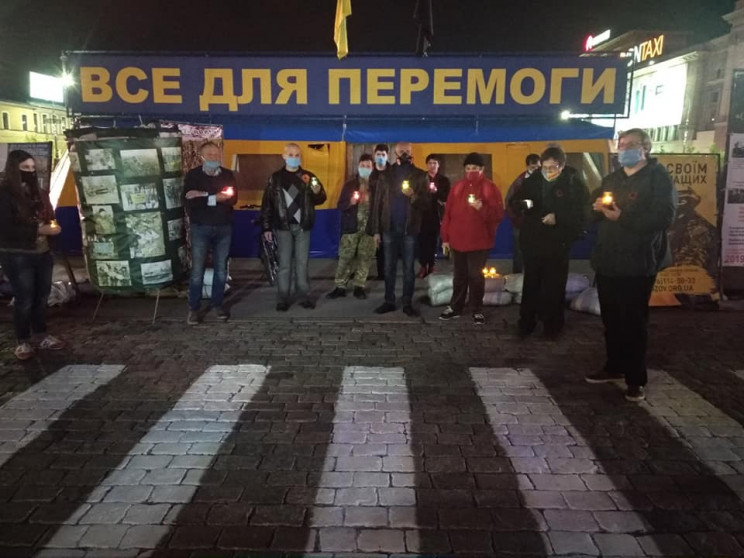 "Перша хвилина миру": Харків’яни вшанува…