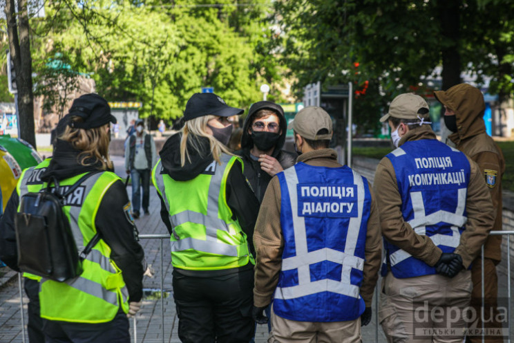 Поліція відкрила три справи через поруше…