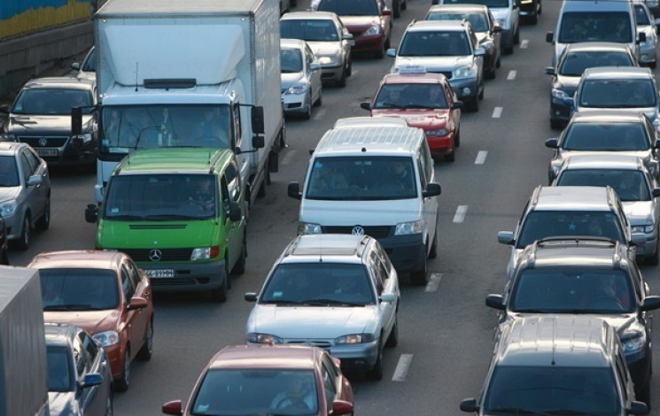 Акція протесту під Кабміном: Автоперевіз…